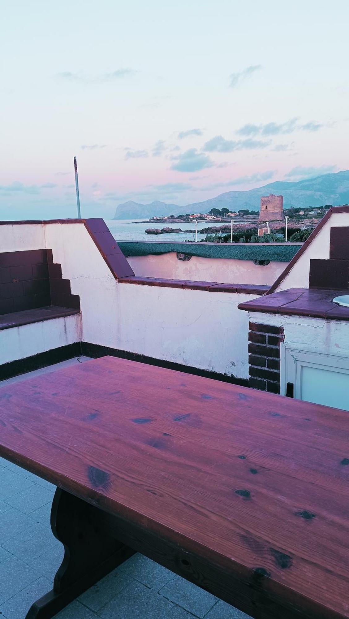 La Terrazza Sul Mare Monolocale Con Terrazza Vicino Aereoporto&Mare Sicilian Vintage Style Beach House Cinisi Exterior foto